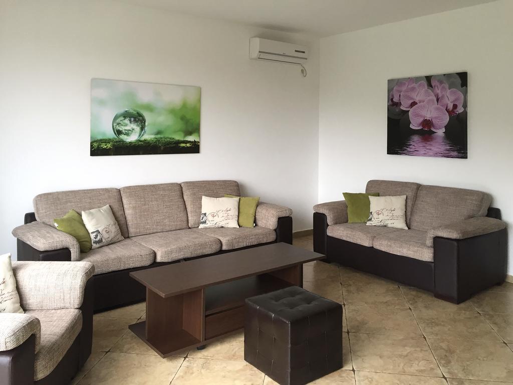 Appartement Flora *